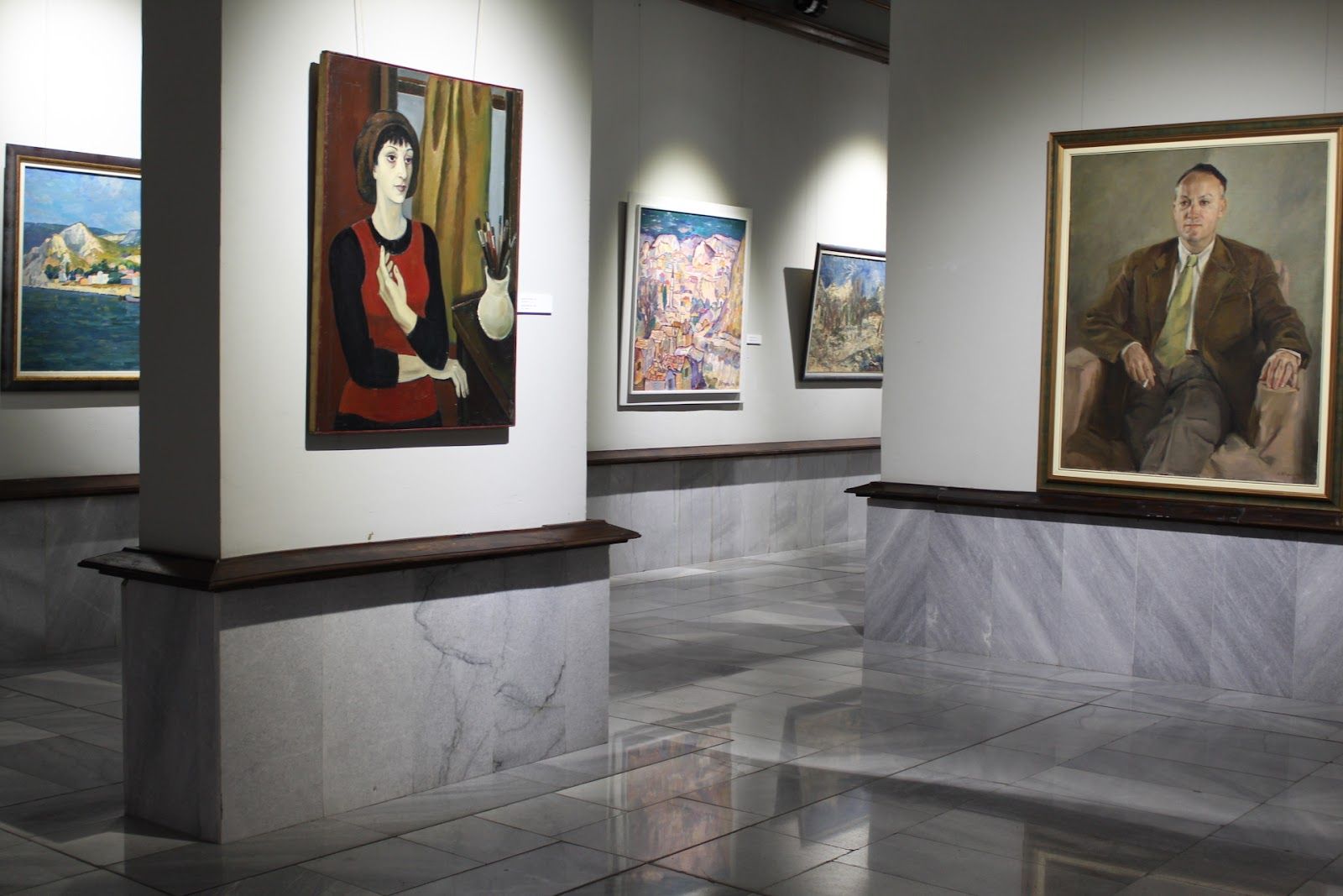 Art Gallery – photo 2