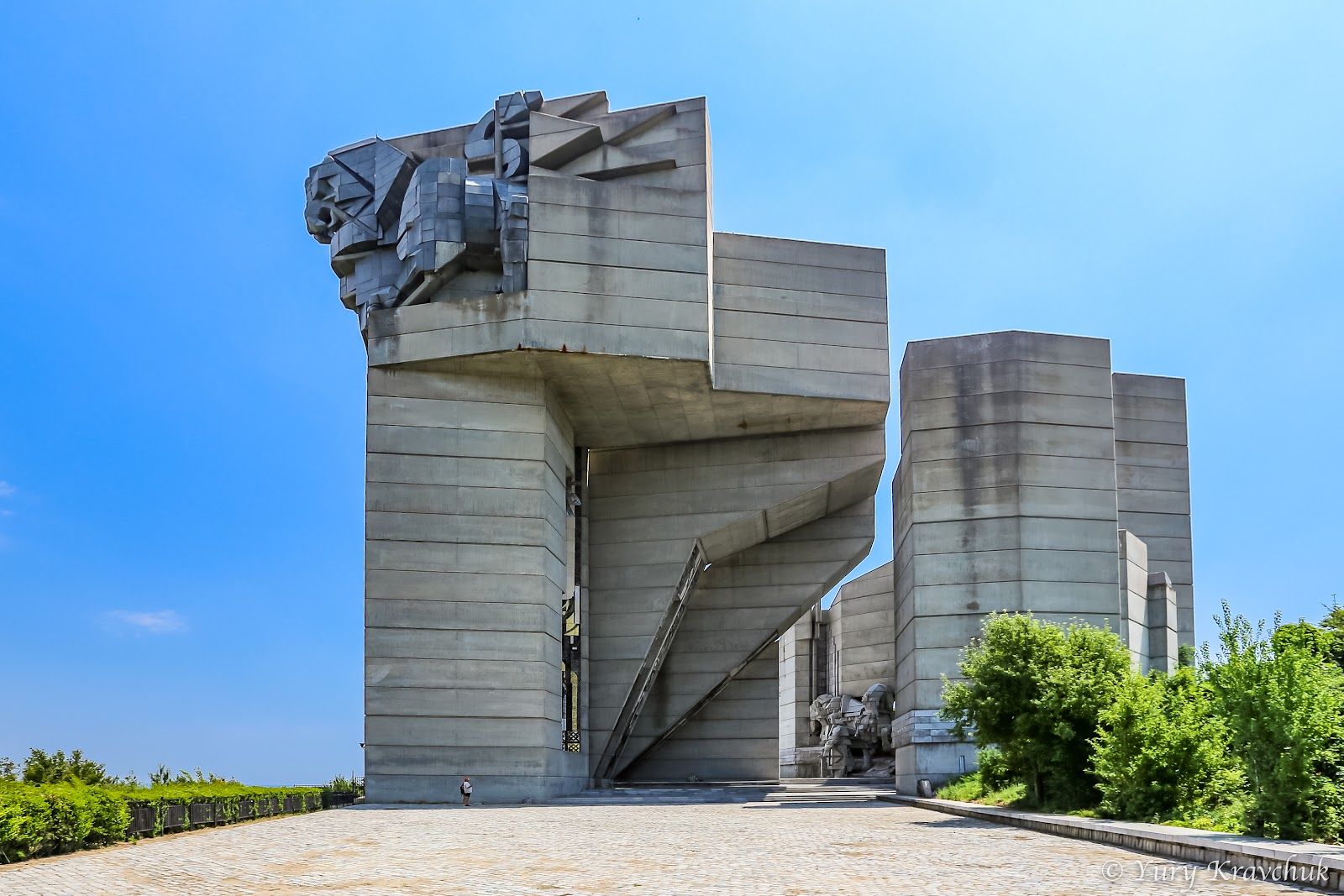 Паметник "Създатели на Българската държава" – снимка 3