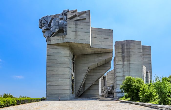 Паметник "Създатели на Българската държава" – снимка 3