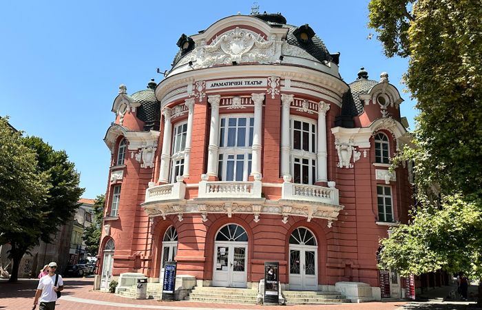 Държавна опера – снимка 2