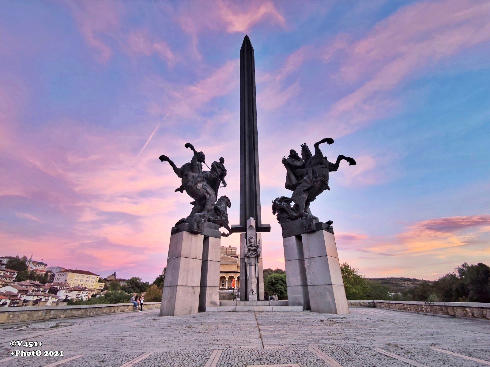 Asenov Monument
