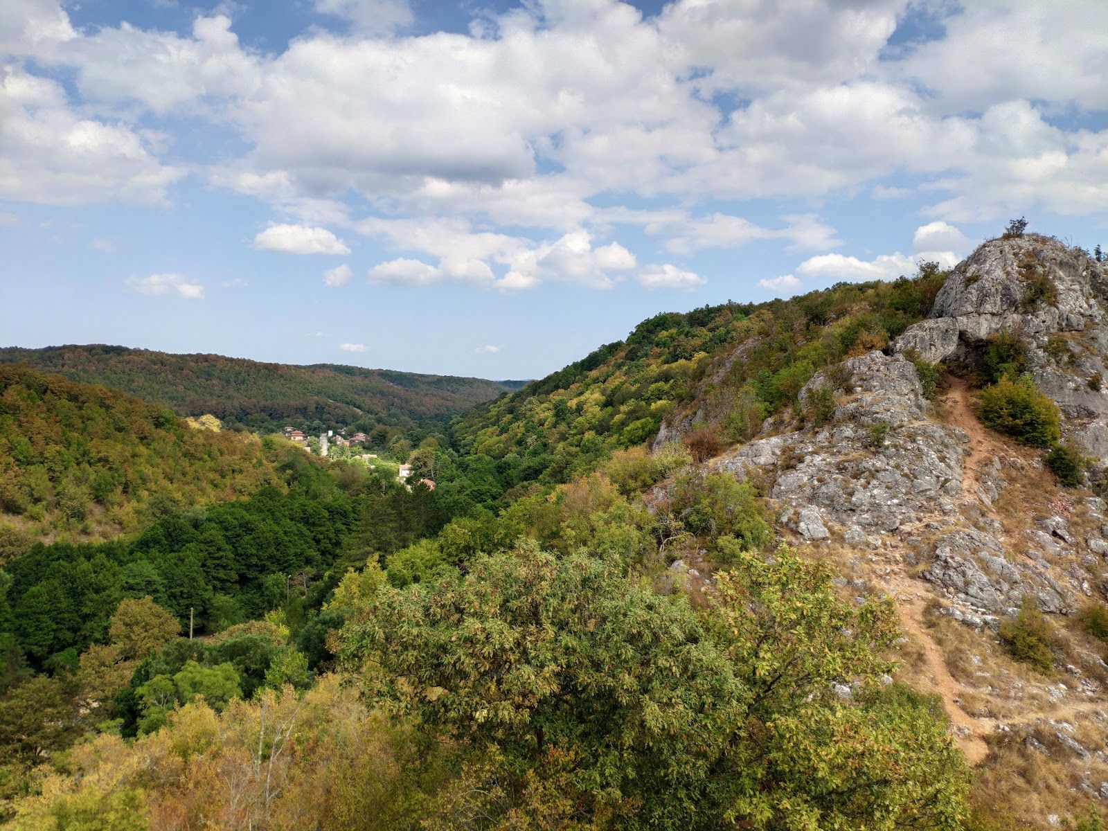 "Caves and Springs of the Mladezhka River" Ecotrail