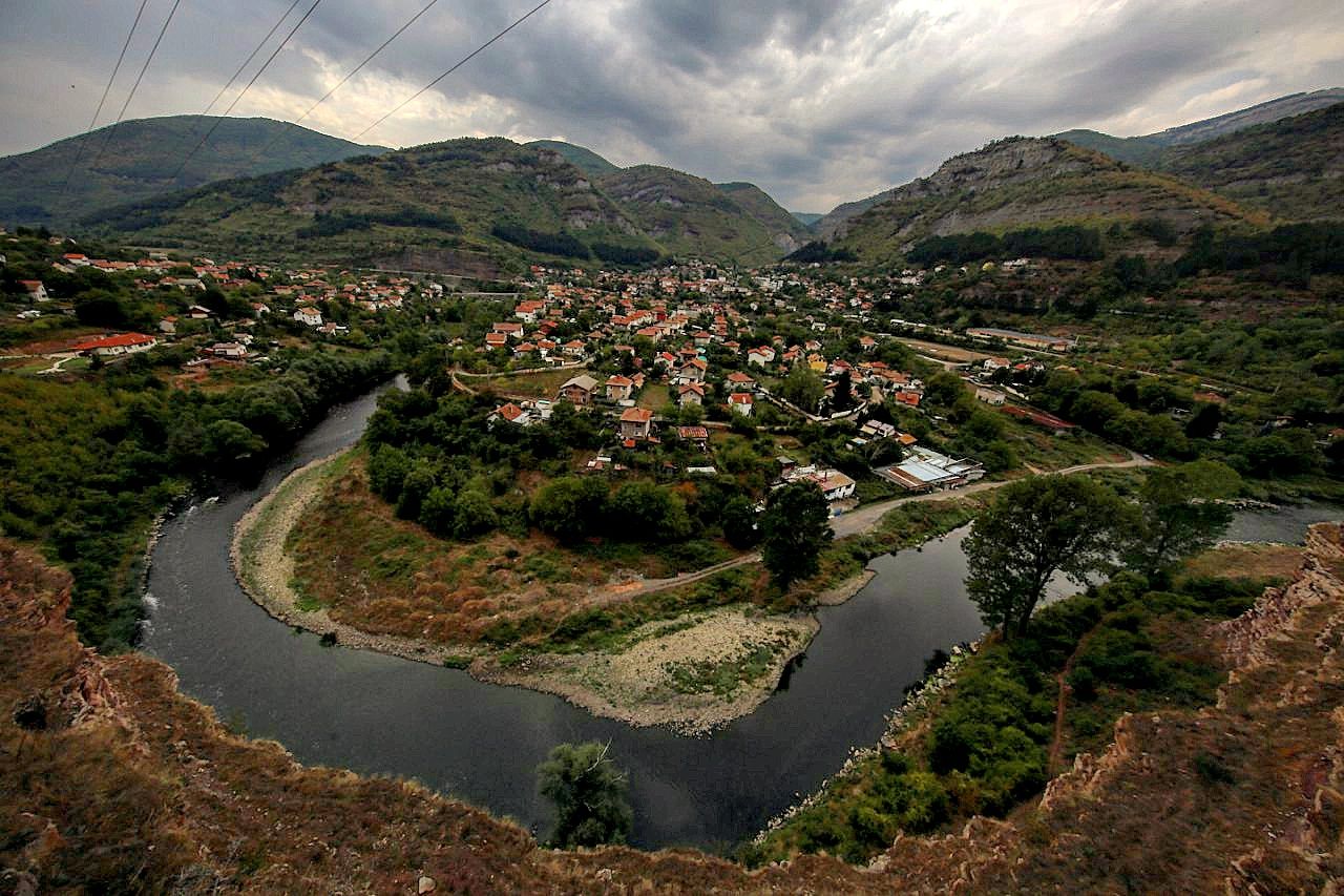 Tserovo village