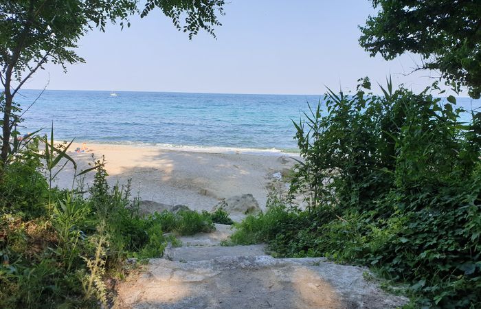 Galata Beach – photo 2