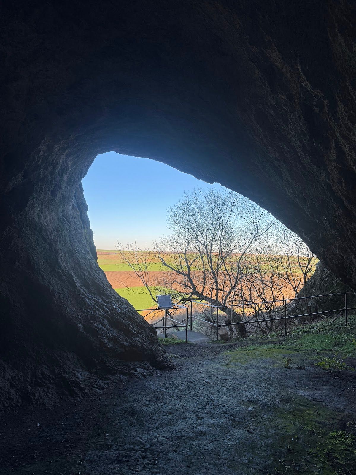 Ruskina Dupka Cave
