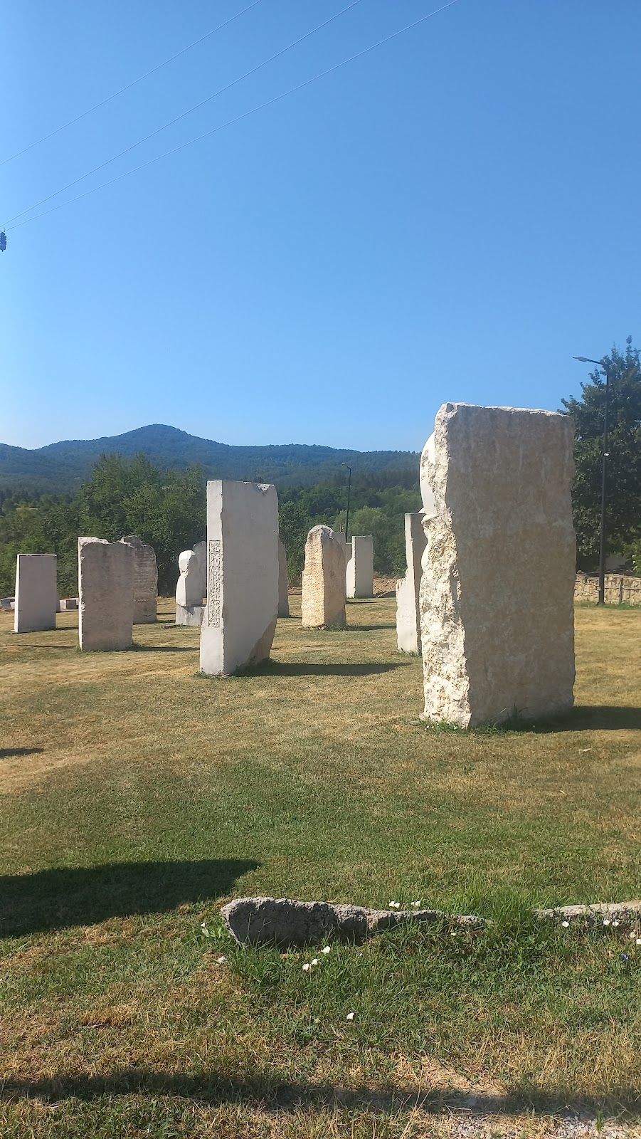 Rayuvski Cromlech