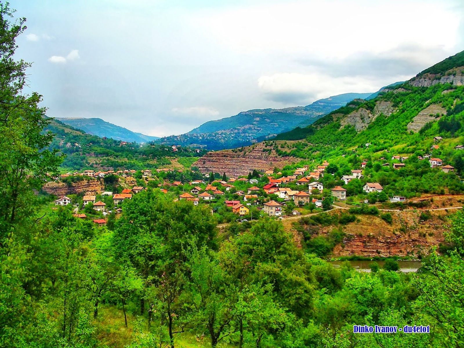 Ochindol village