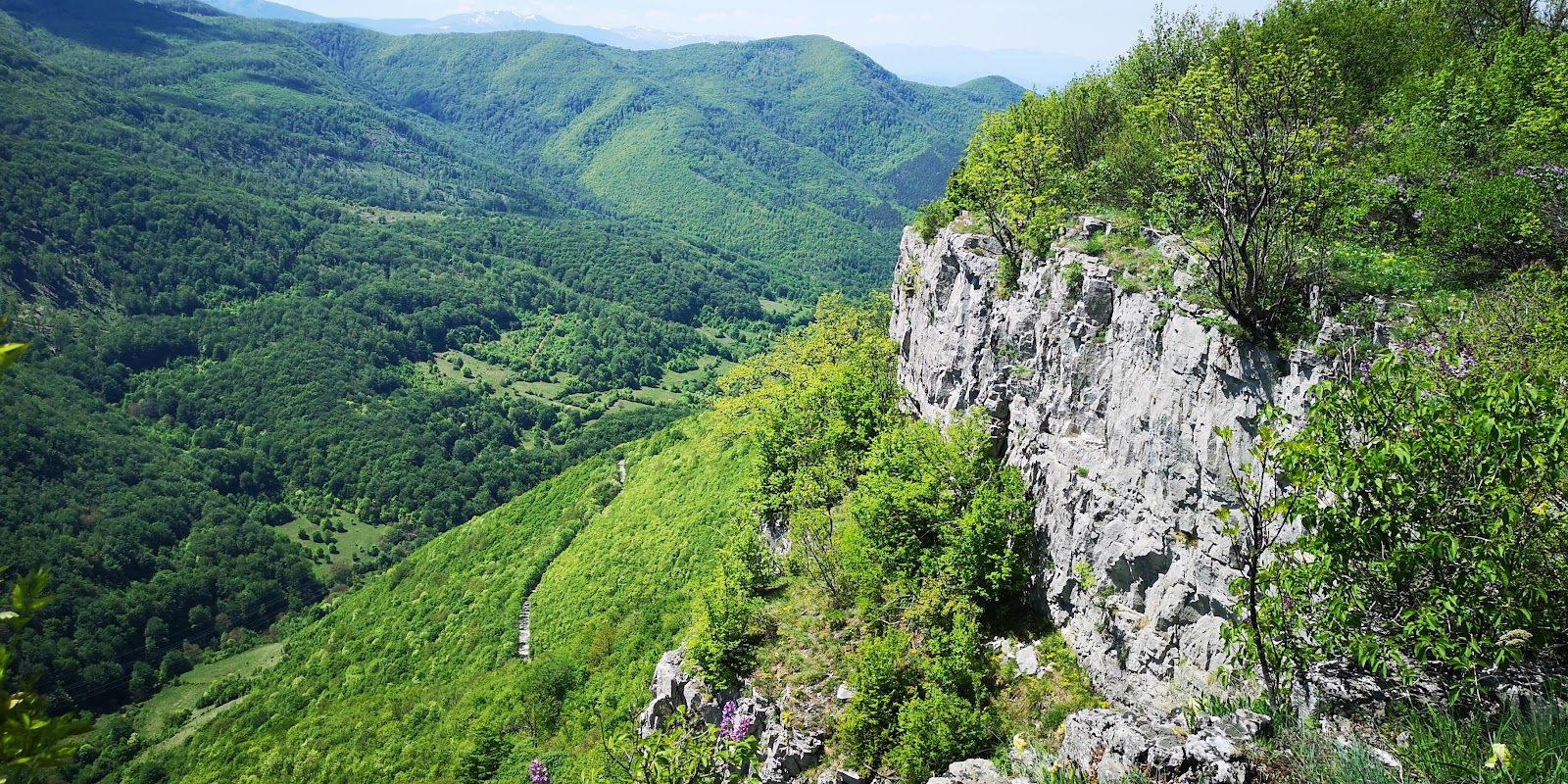 Gorna Bela Rechka village