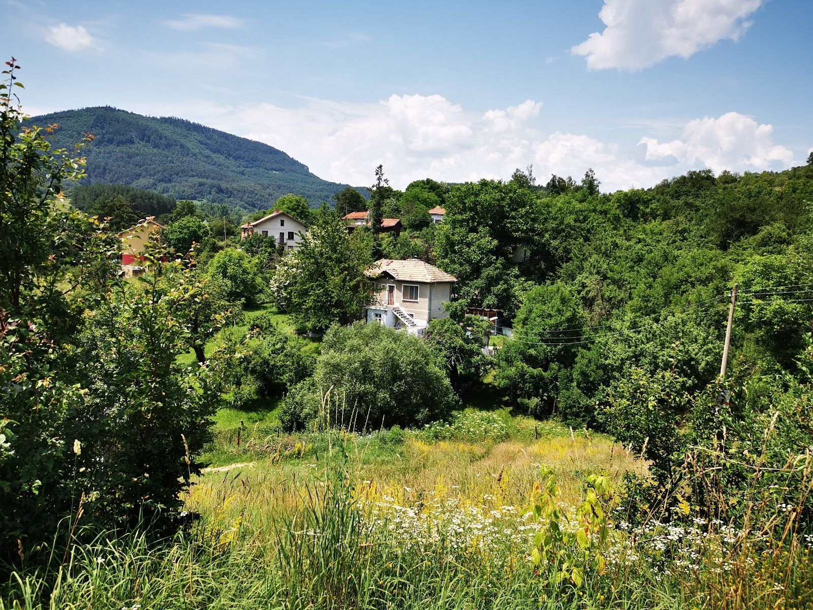 Lakatnik village (Gara Lakatnik)