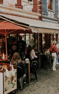 Pavazh Restaurant