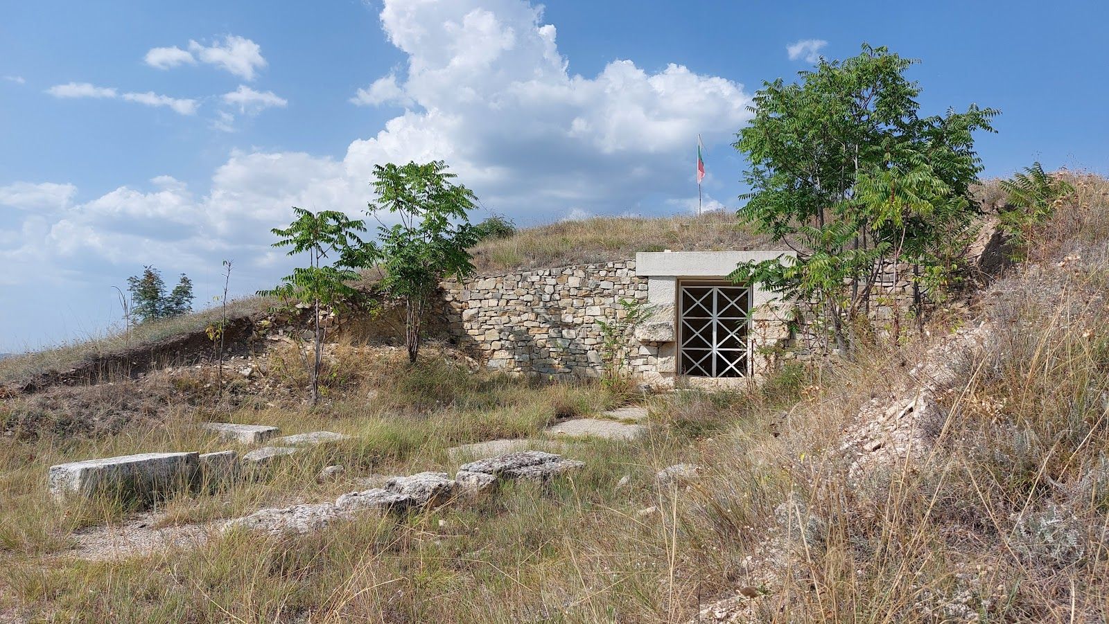 Thracian tomb Momina Mogila
