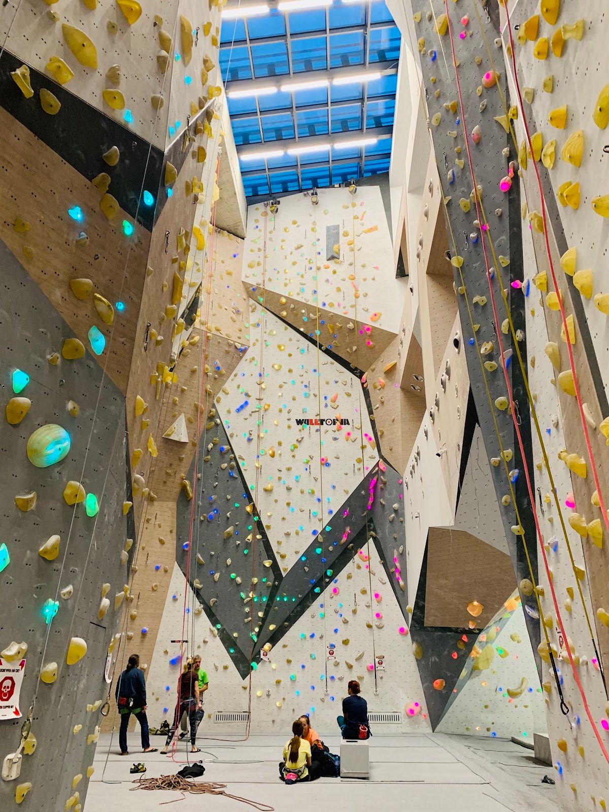 Momentum Indoor Climbing Sofia – снимка 2