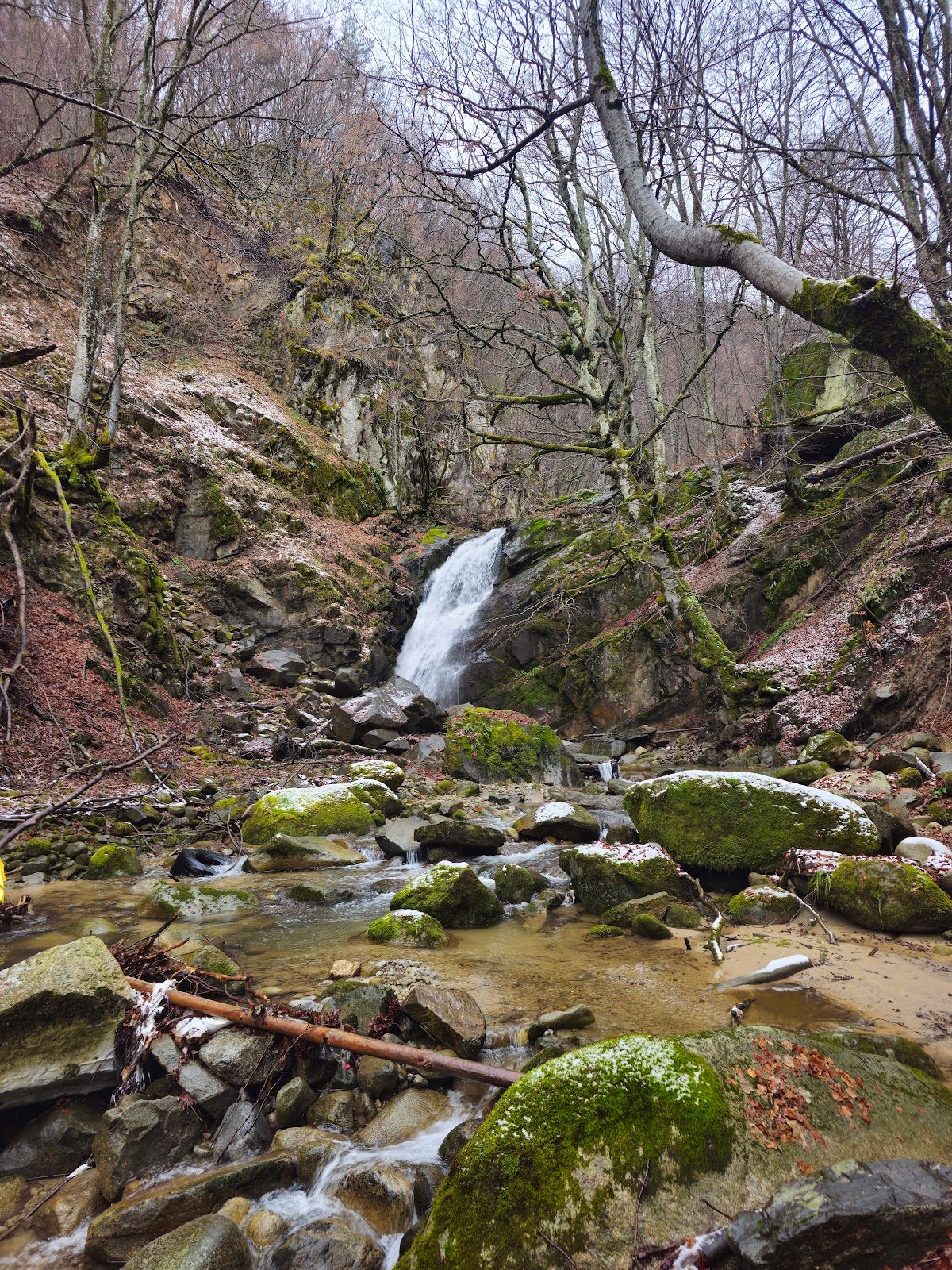 Tufcha Waterfall