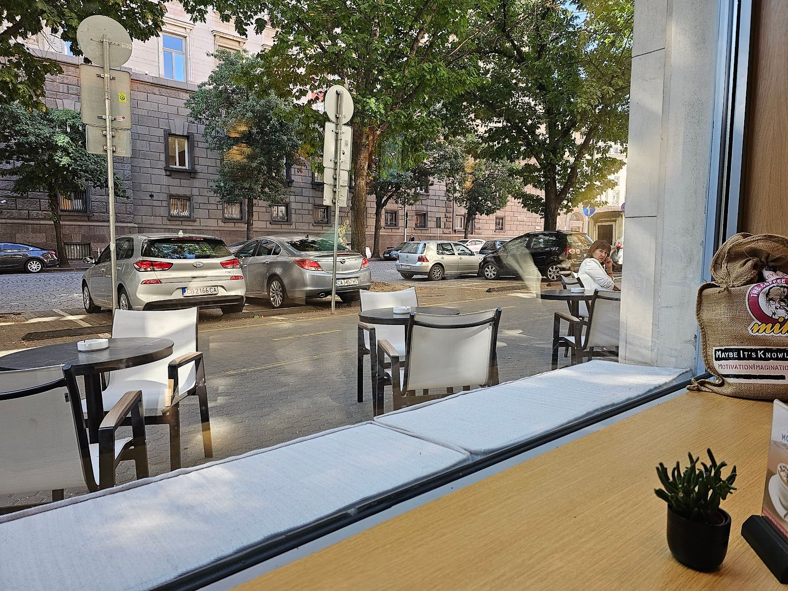 Mikel Café Dondukov – photo 5