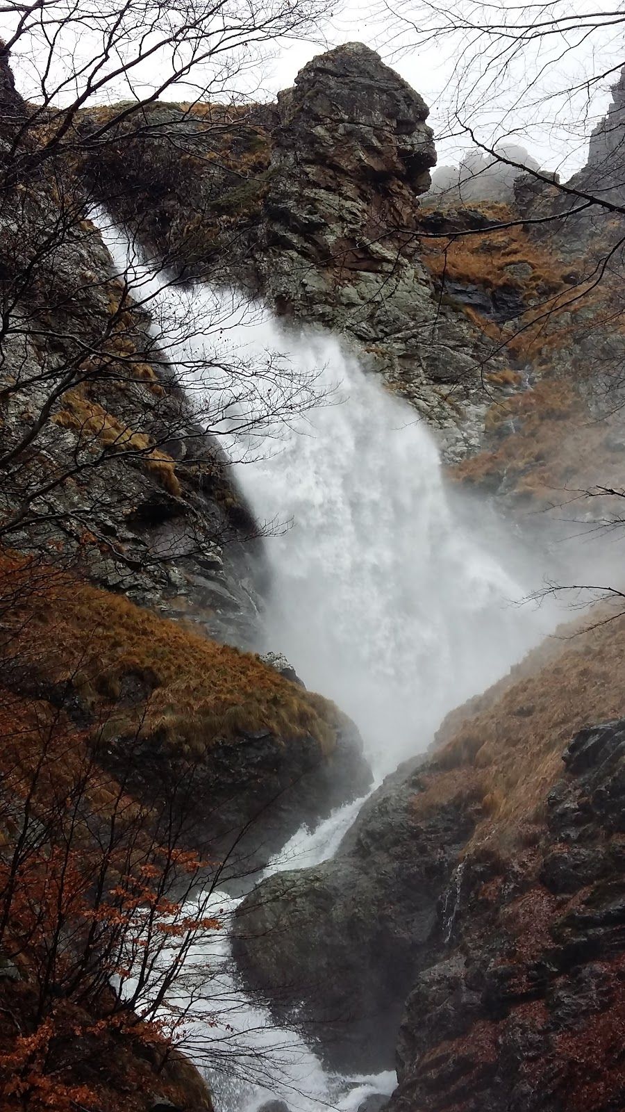 Penchovsko praskalo waterfall