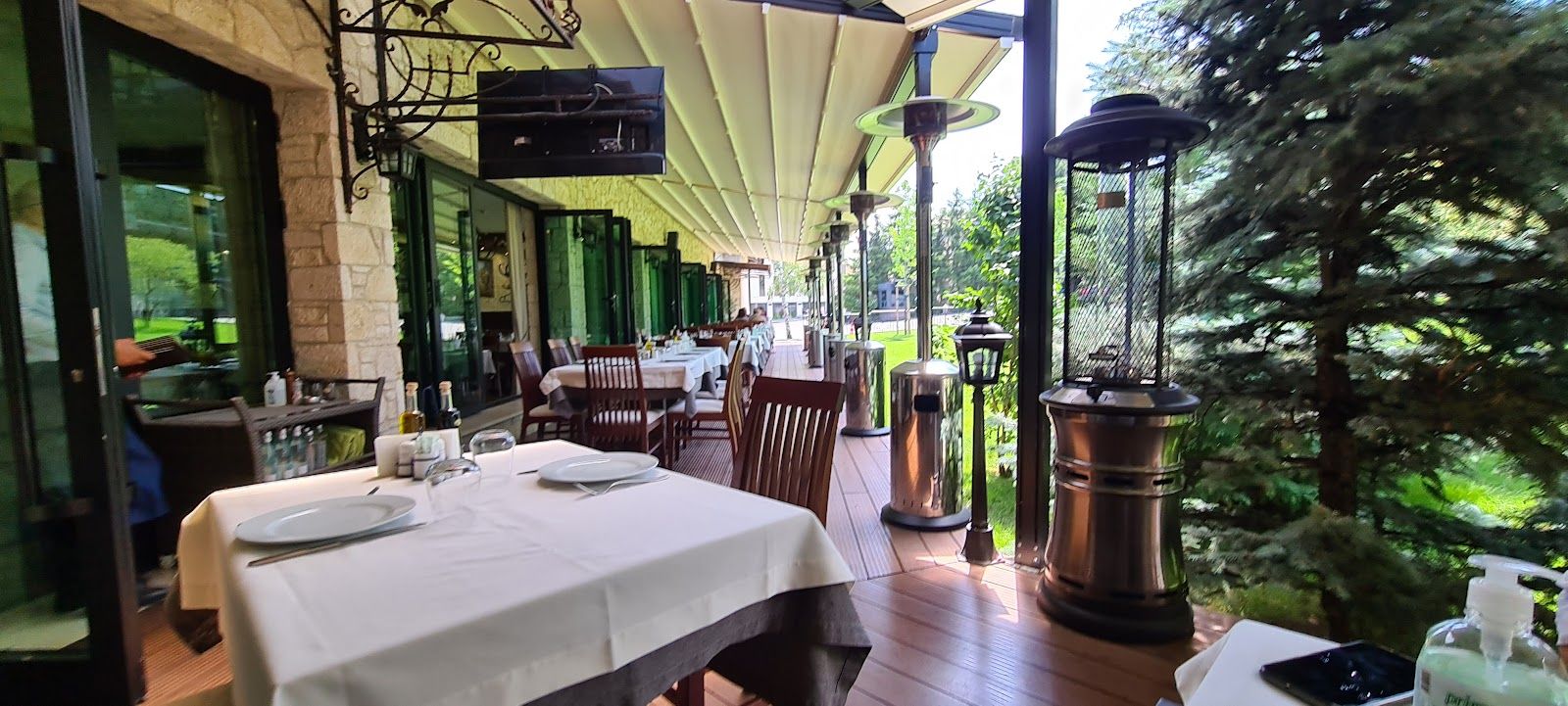 Kelari Greek Cuisine
