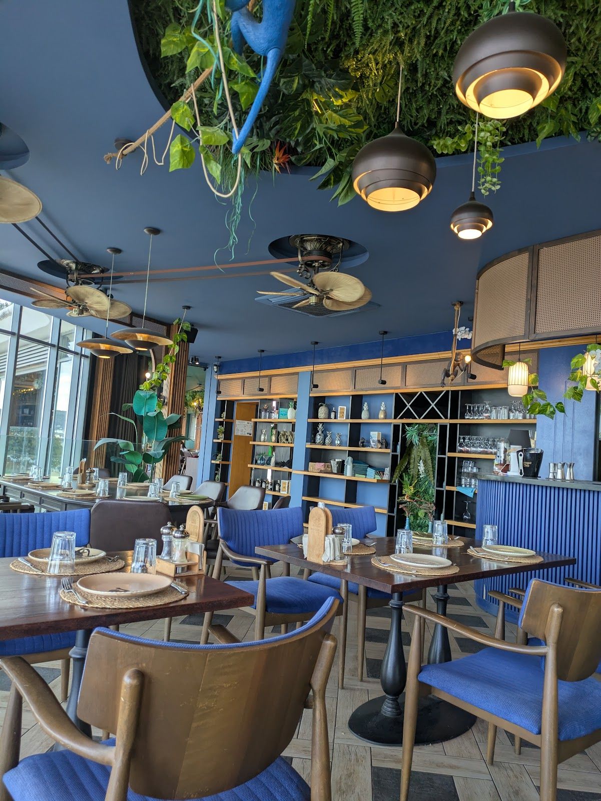 Monkeys Restaurant – photo 3
