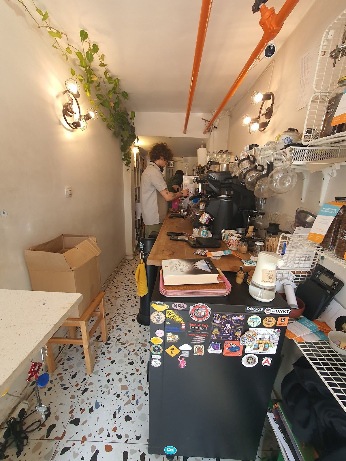 Urban Embassy Specialty Coffee – снимка 5