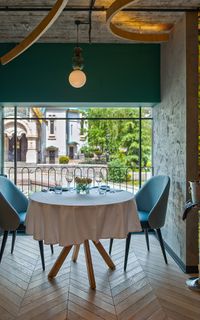 Unica Restaurant