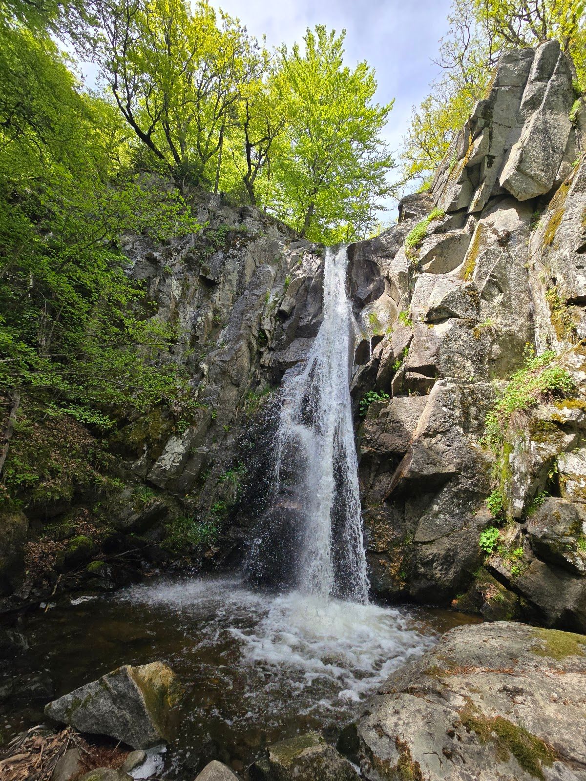 Yakoruda Waterfall Chestna