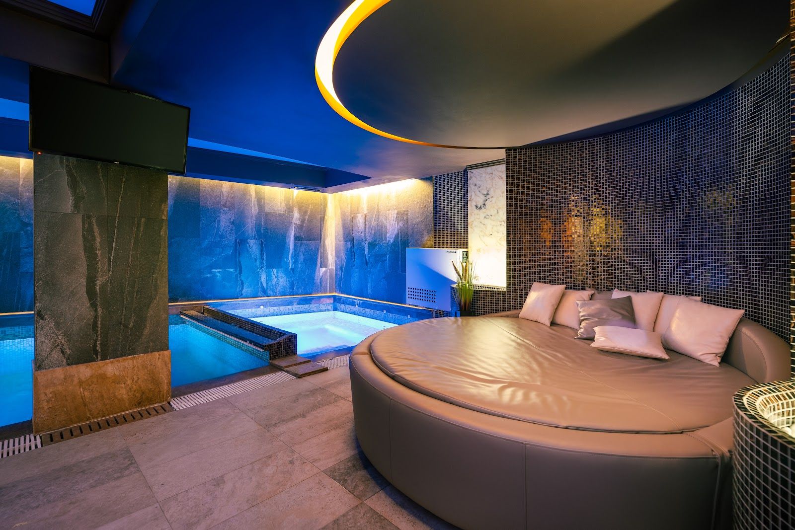 BOUTIQUE HOTEL TSAREVETS – photo 3