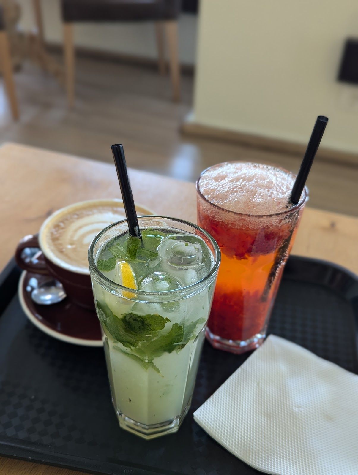 Dwell Coffee House – снимка 4