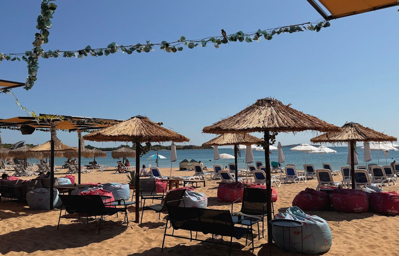 XAOC Beach Bar – photo 1