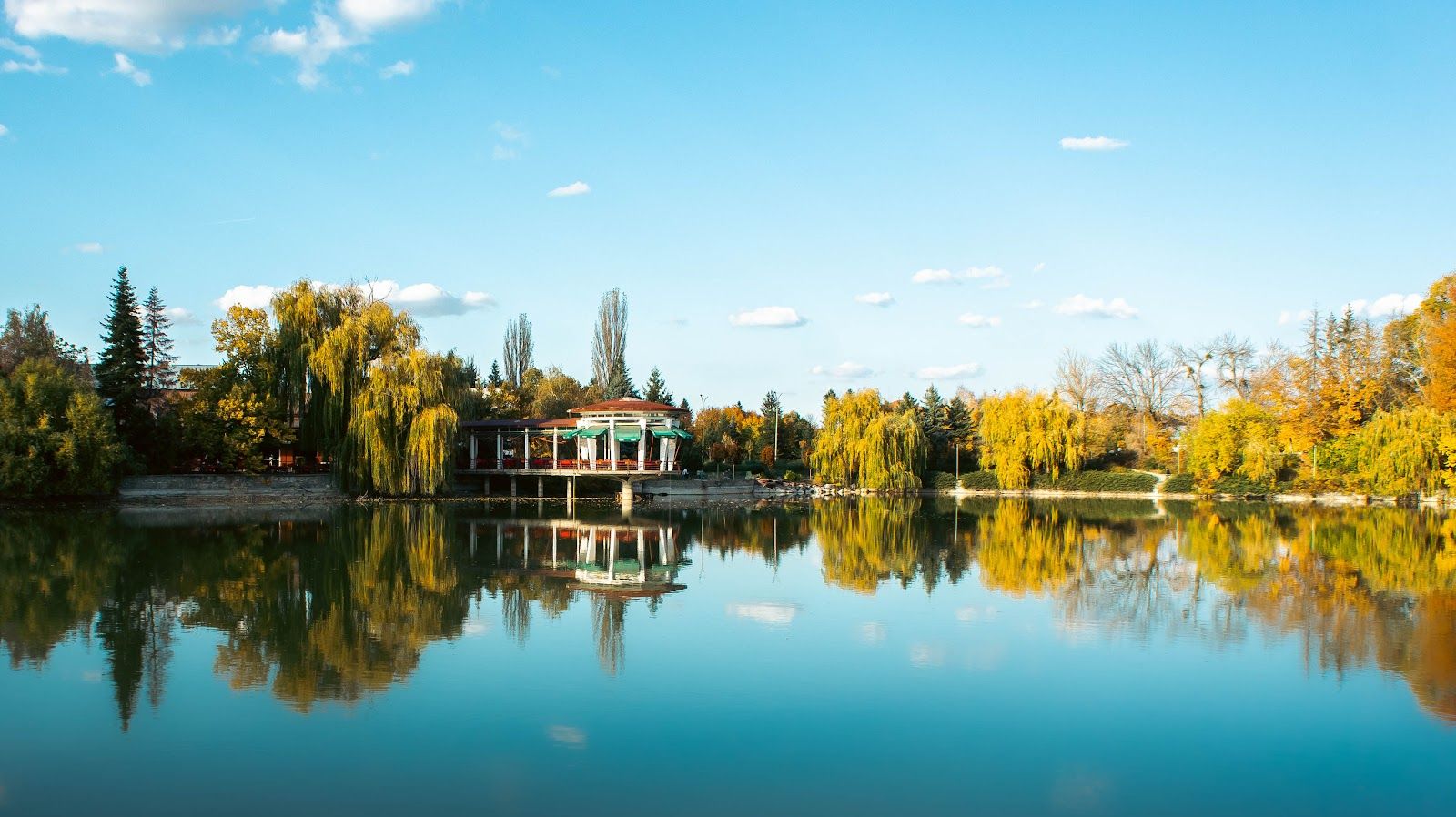 Lake "Borovo Oko"
