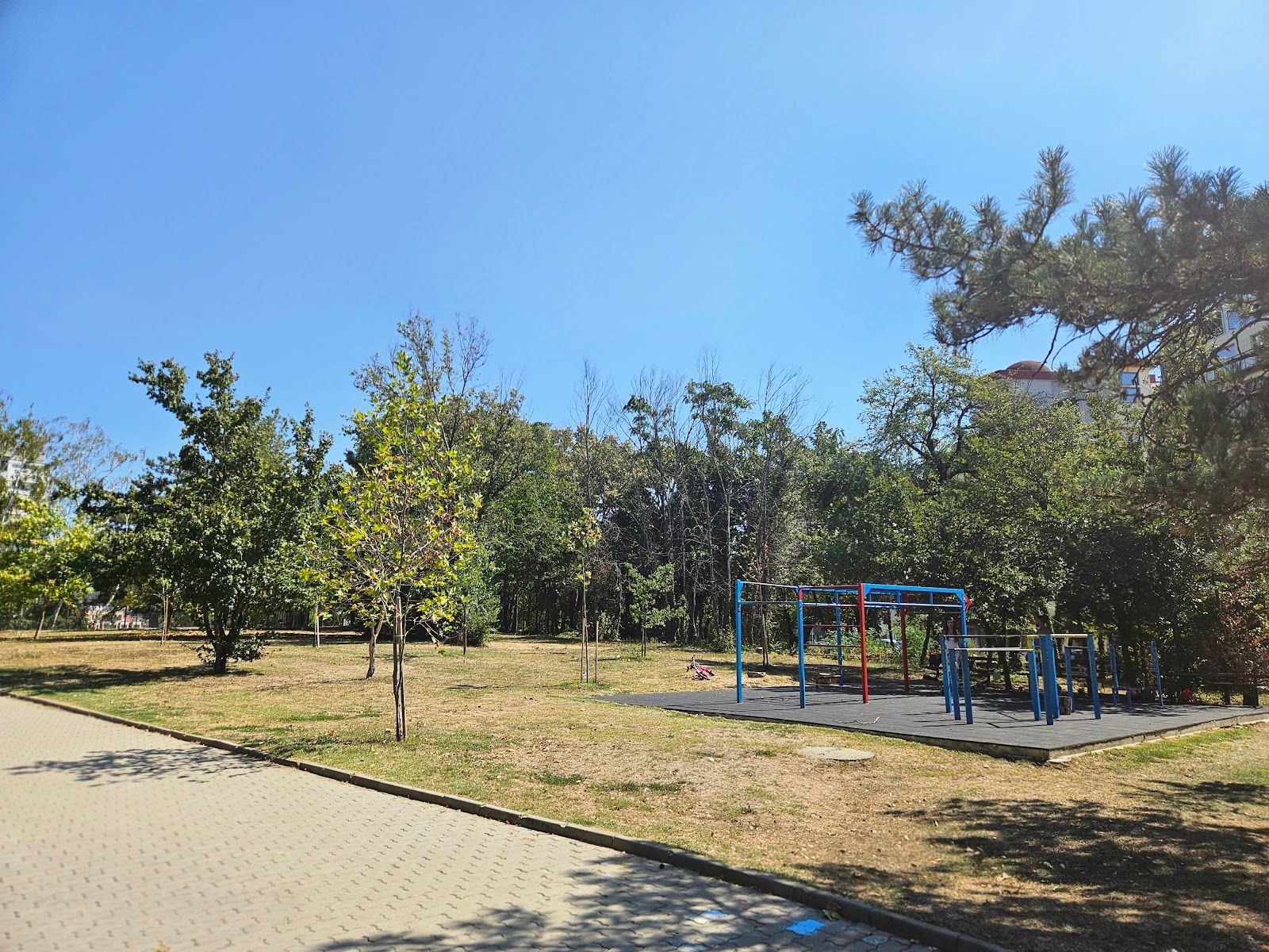 Druzhba Park – photo 2