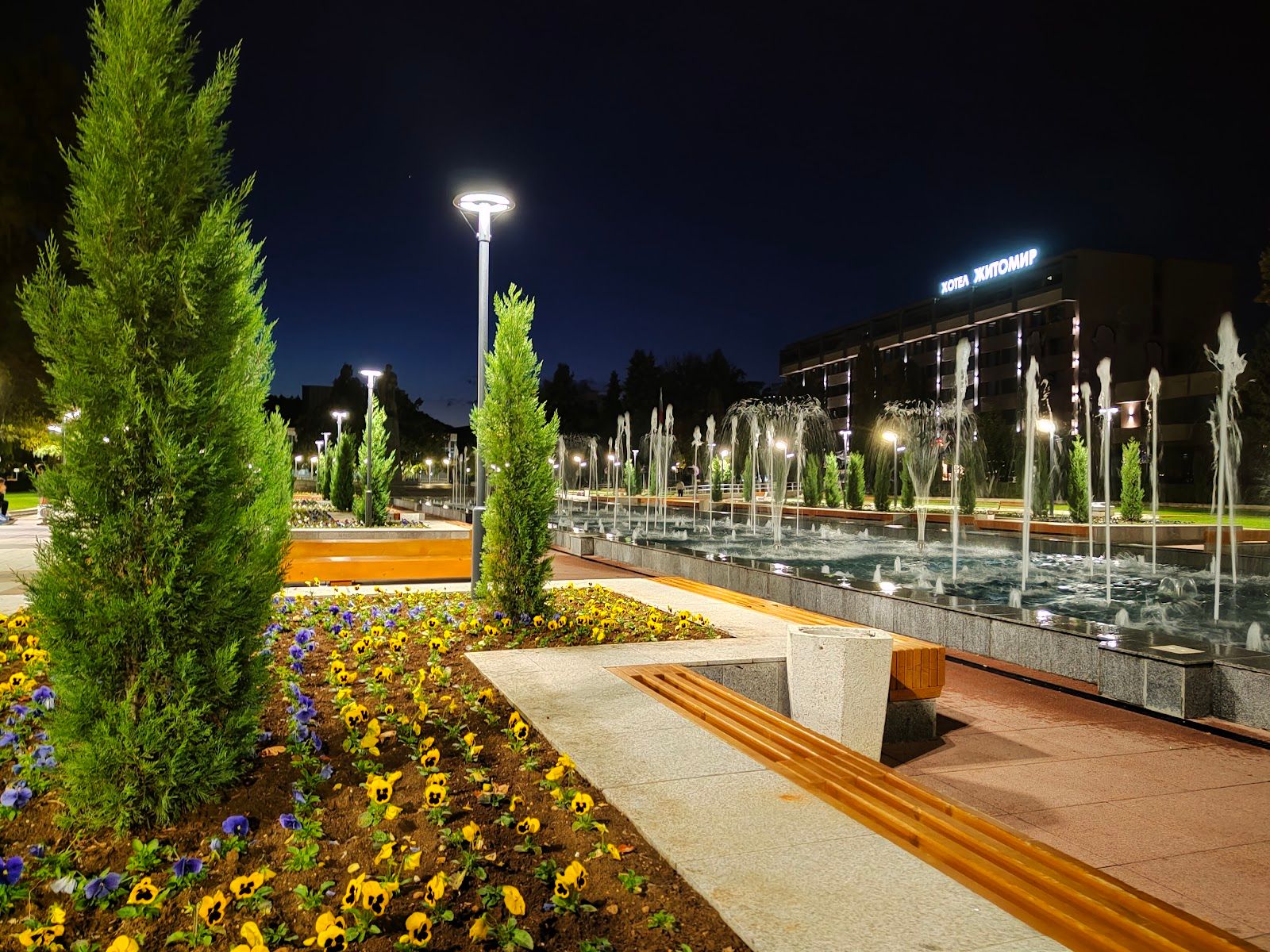 Fountains on Jeravitsa (Craness) Square – photo 4