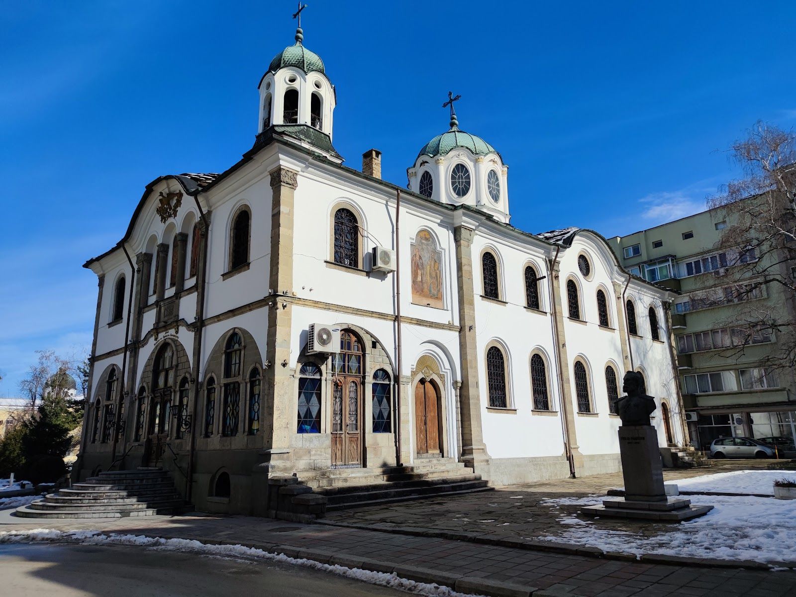 Църква "Успение Богородично" – снимка 1