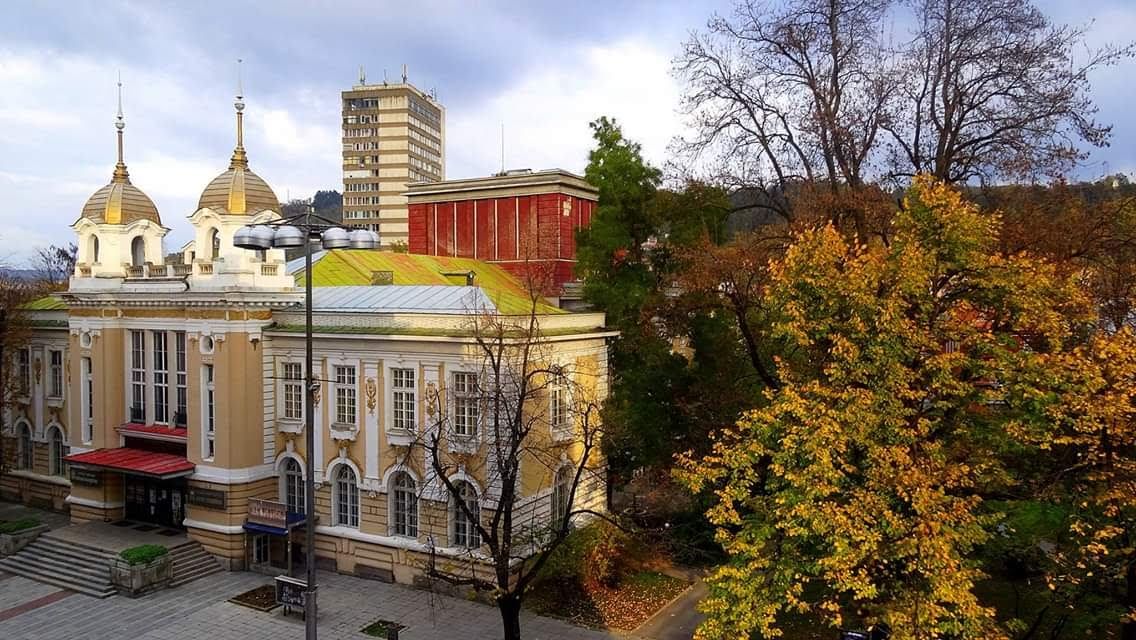 Racho Stoyanov Drama Theatre – photo 2
