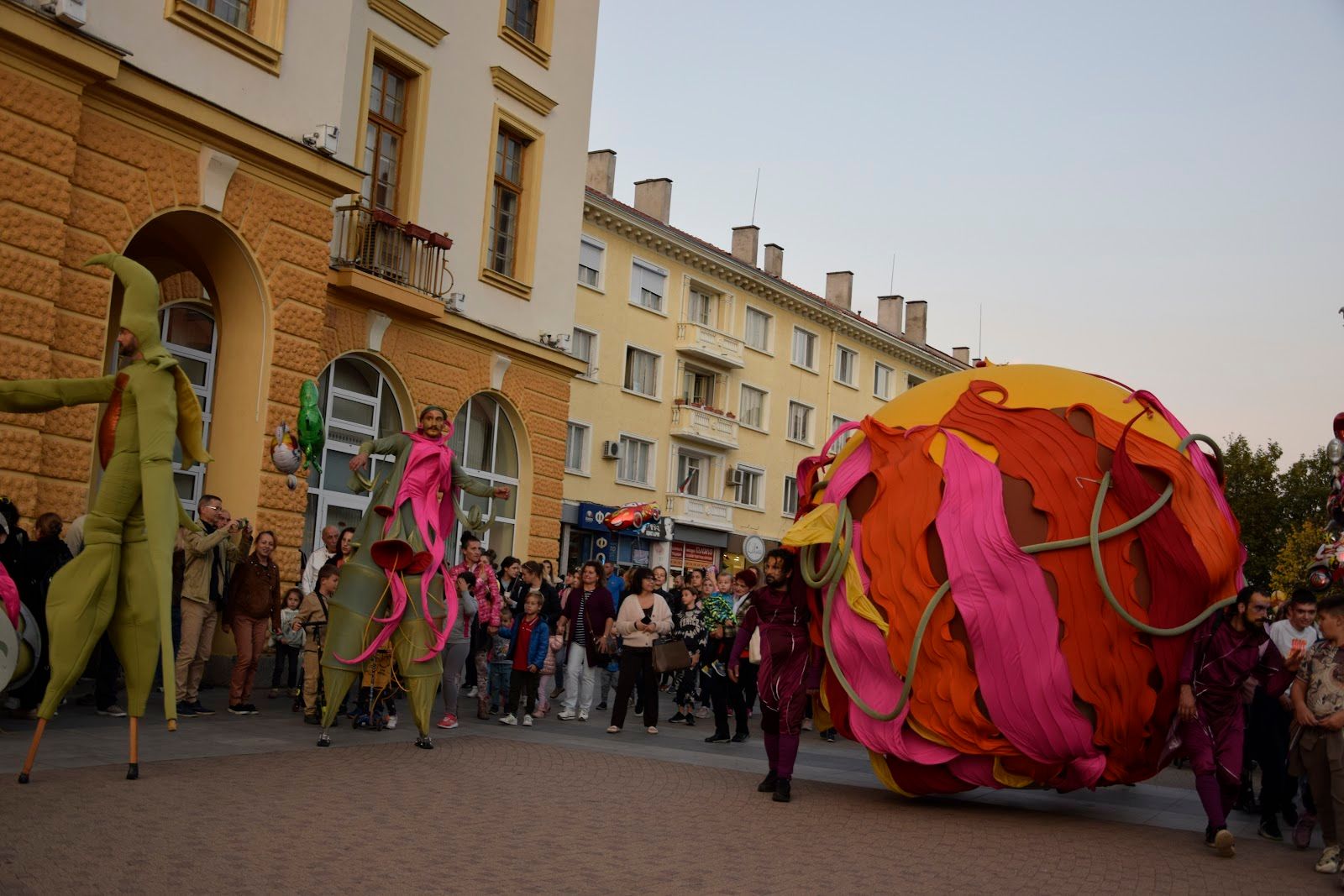 Tsar Osvoboditel Square – photo 3