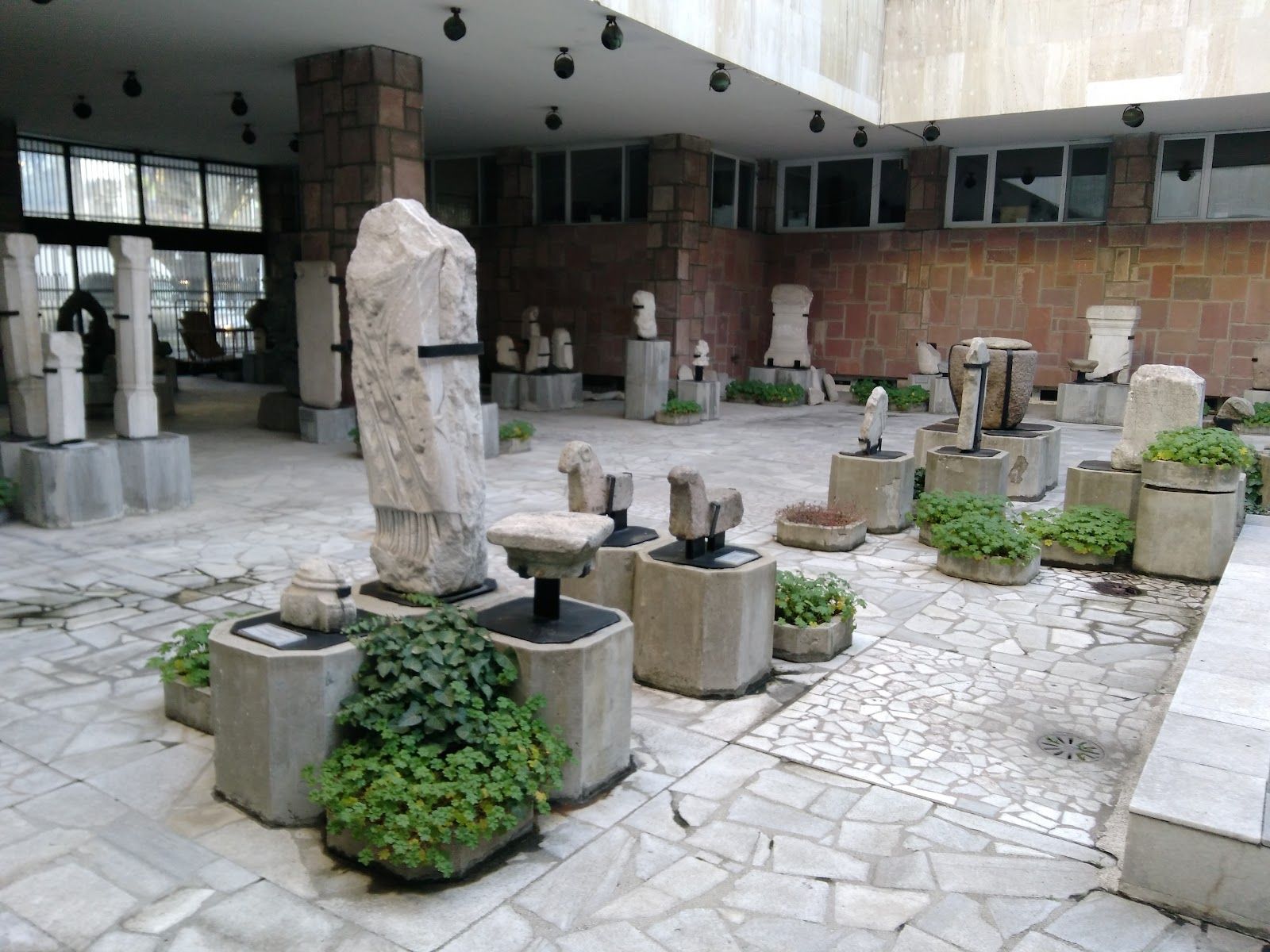 Stanislav Dospevski art gallery