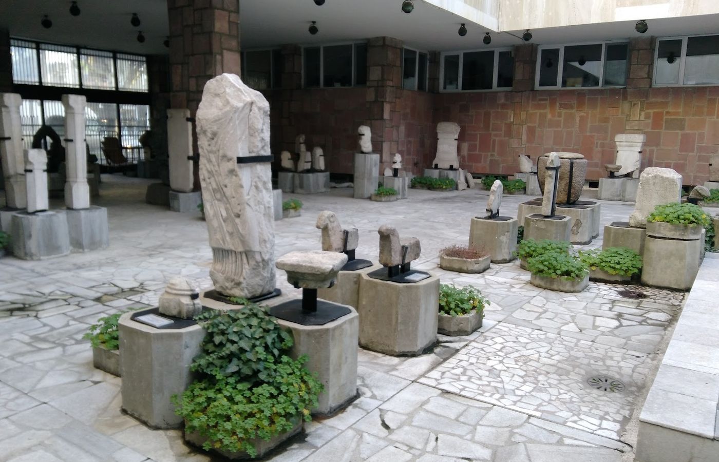 Stanislav Dospevski art gallery – photo 1