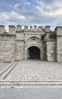 Walk through Vidin’s old streets and city gates