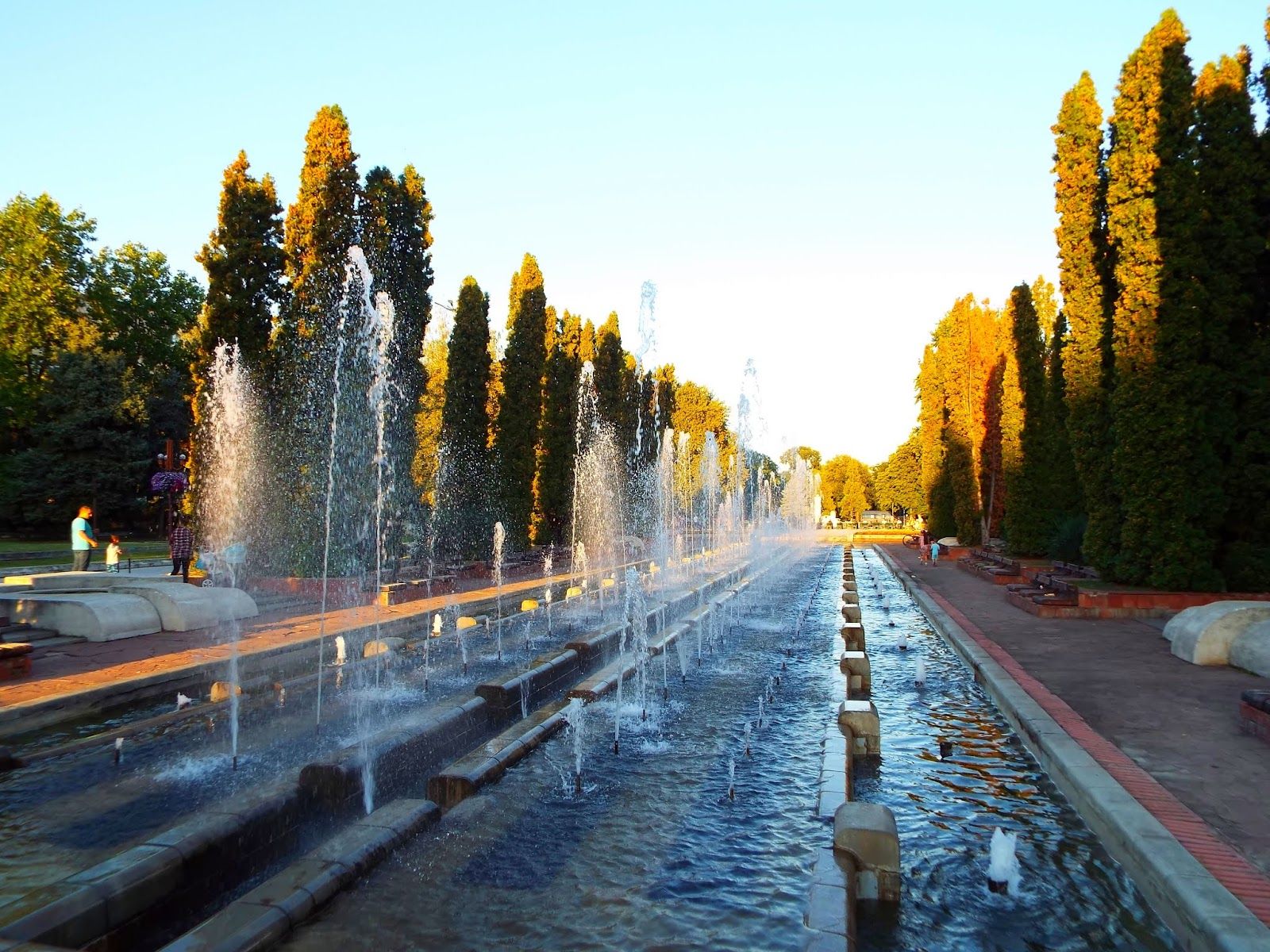 Fountains on Jeravitsa (Craness) Square