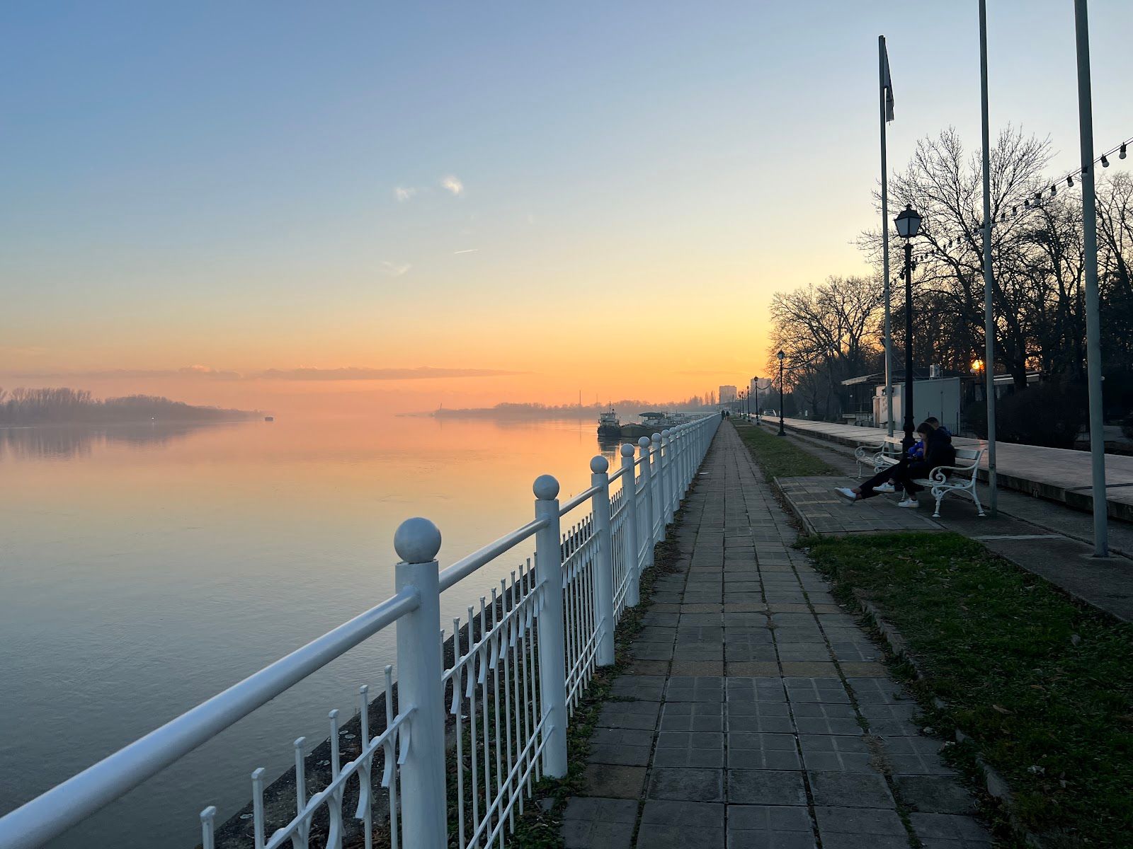 Danube Riverside City Garden – photo 1