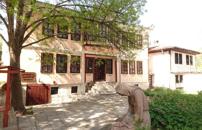 Среброва къща – снимка 4