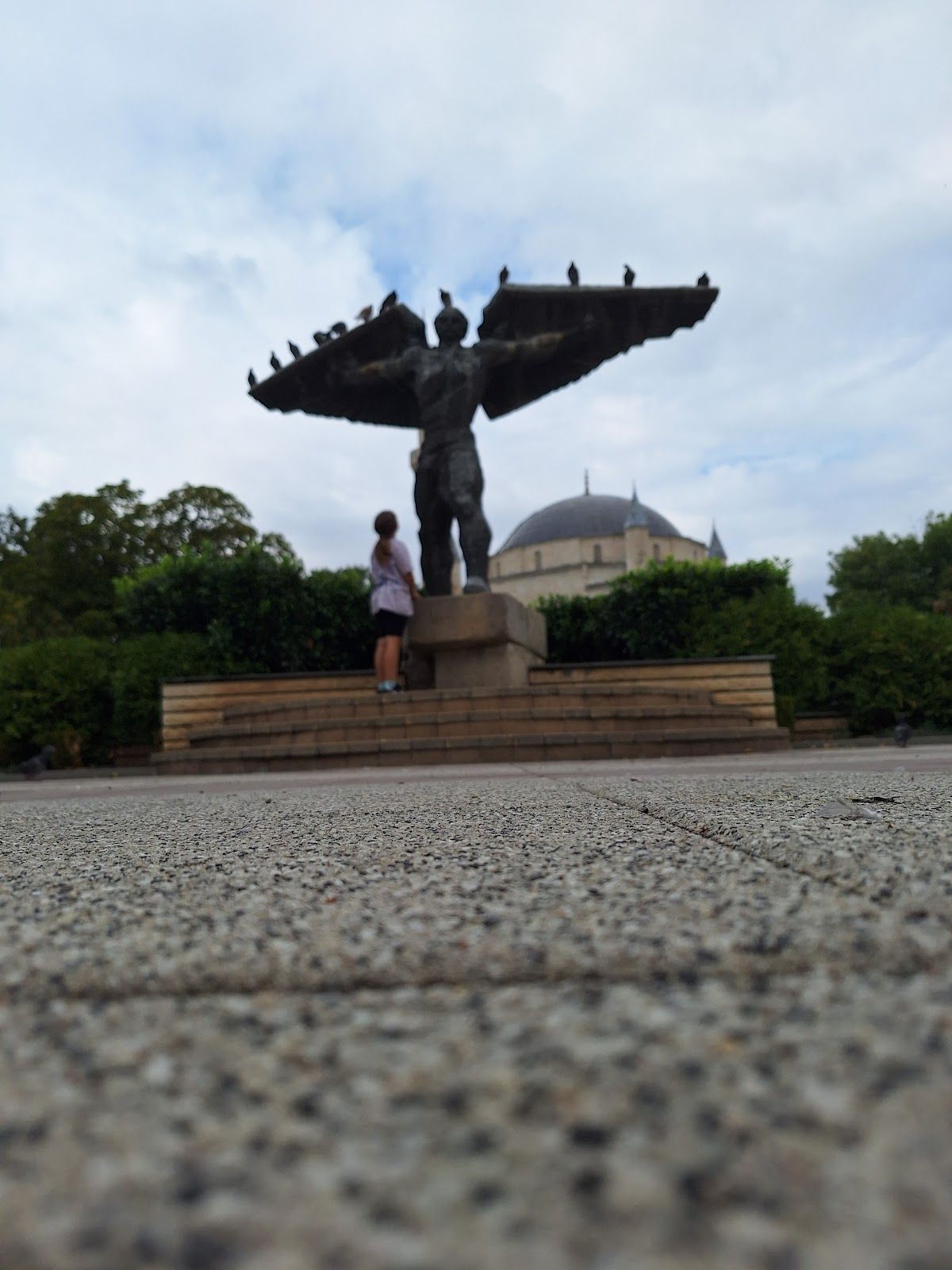 Sculpture of Master Mano – photo 3