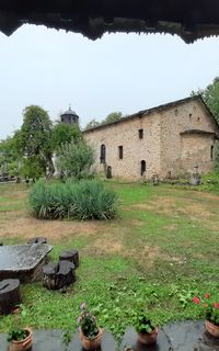 Gumoshtnik village