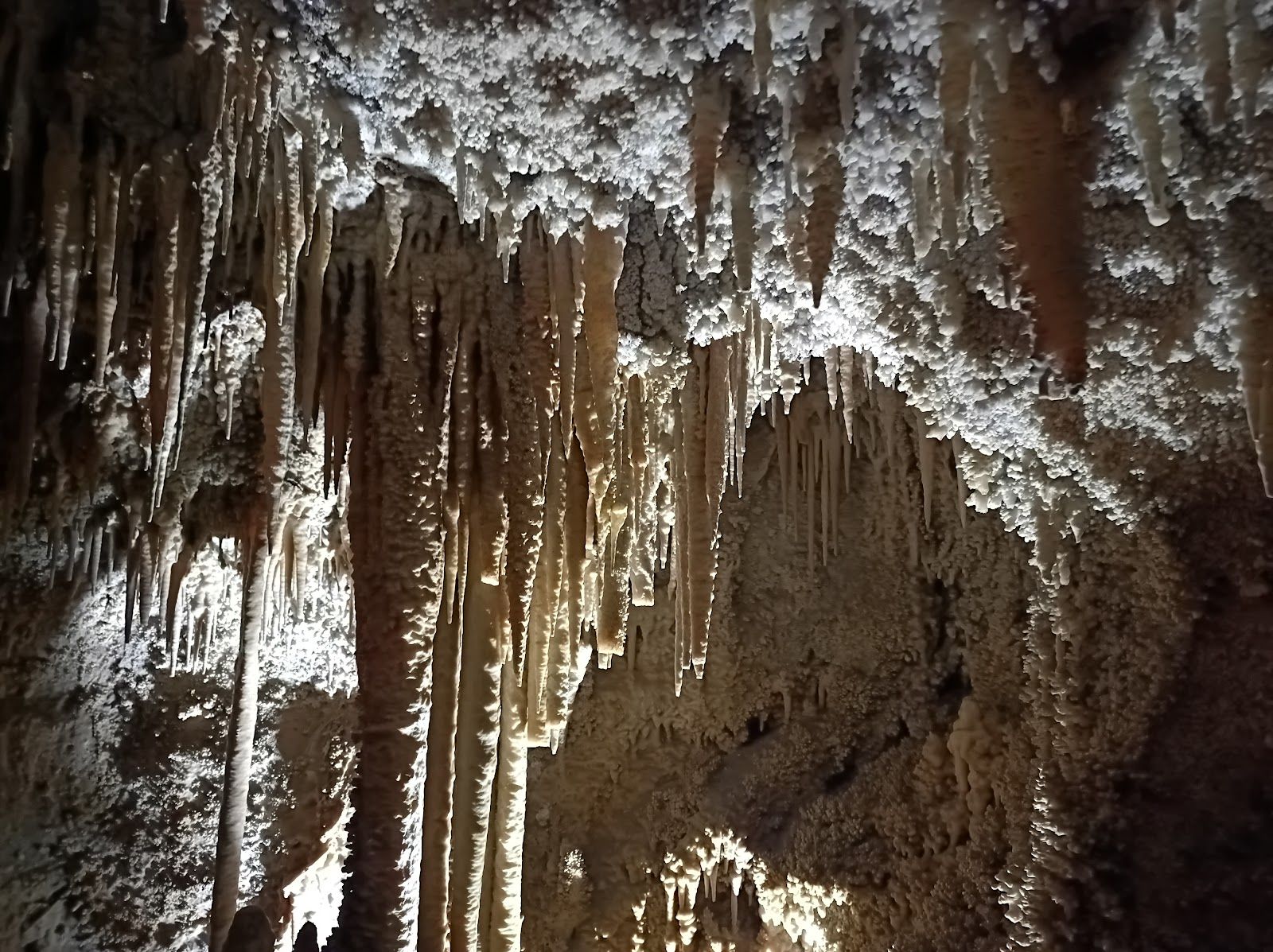 Uhlovitsa Cave