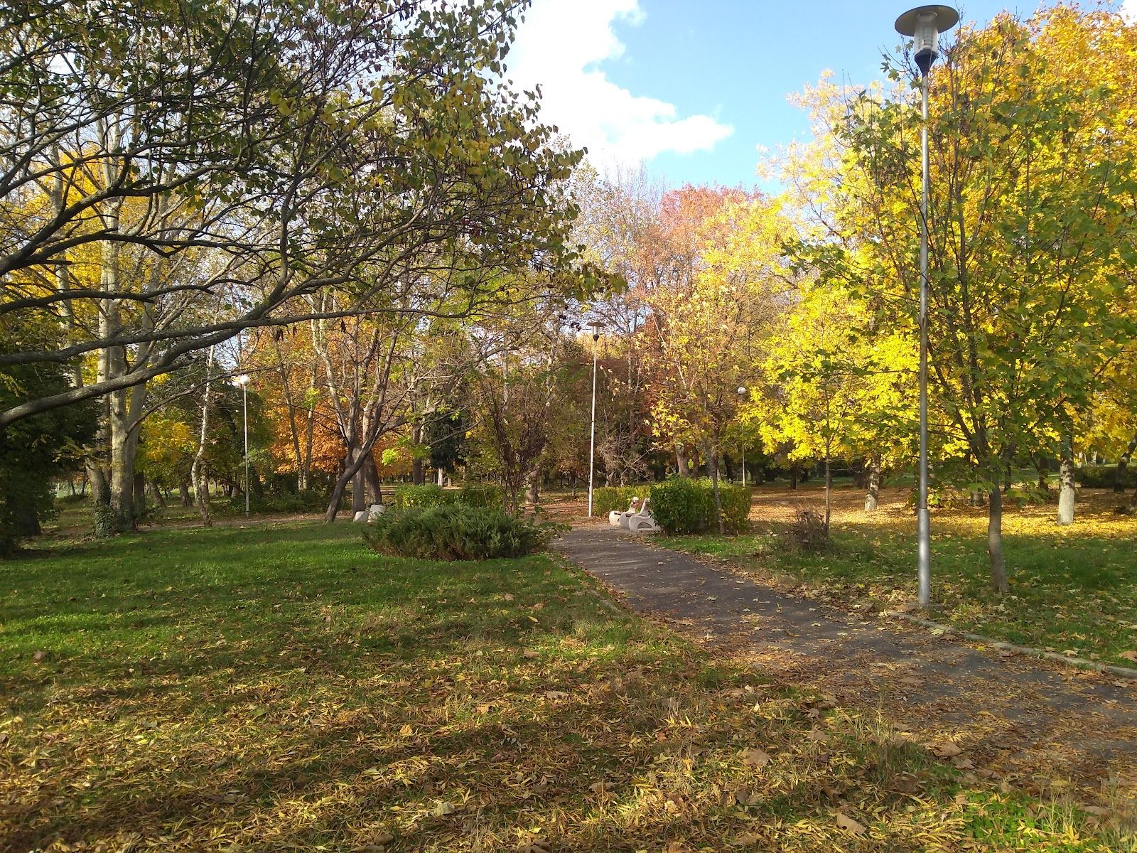 Slaveykov Park – photo 4