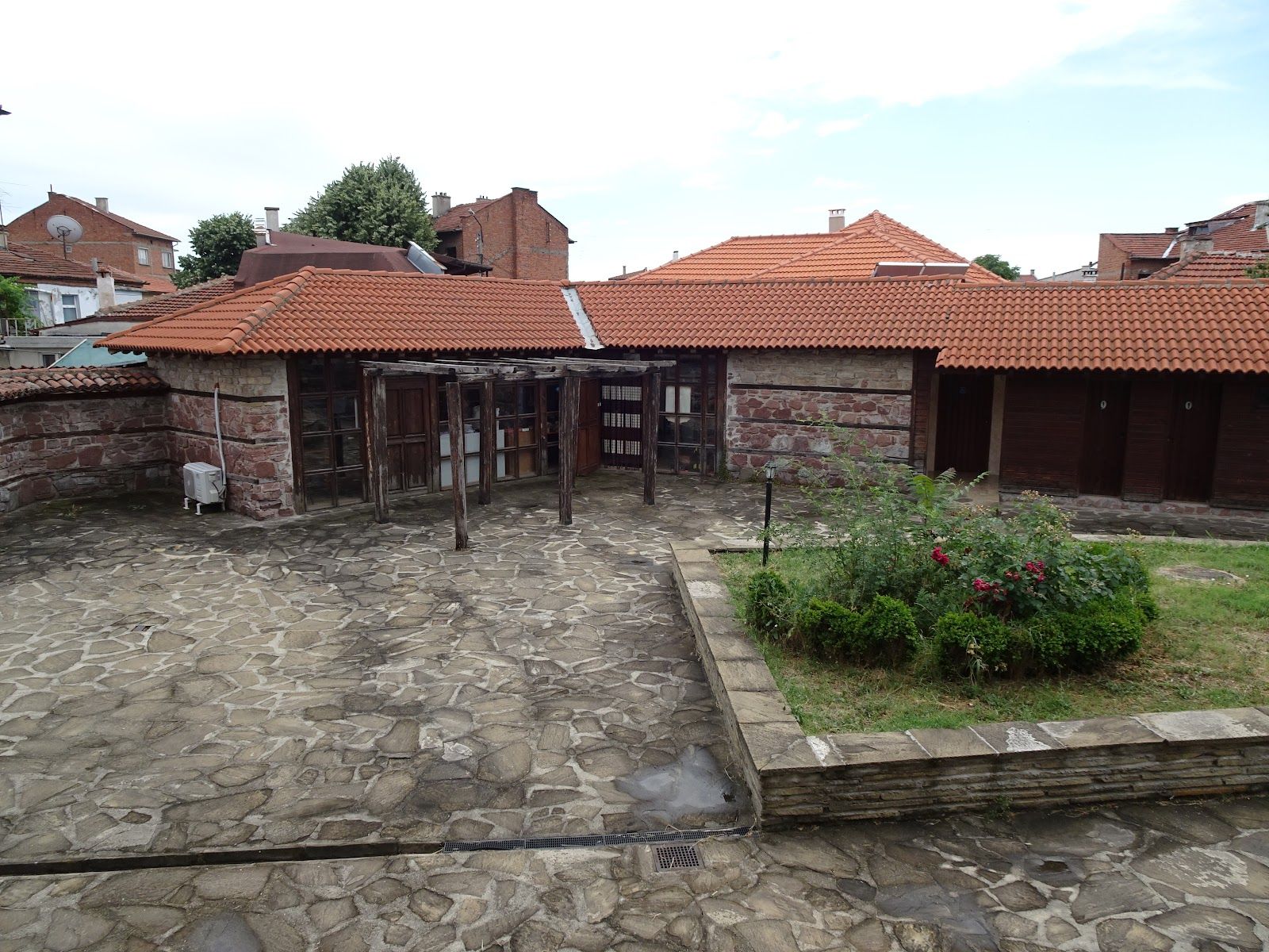 Ethnographic Complex