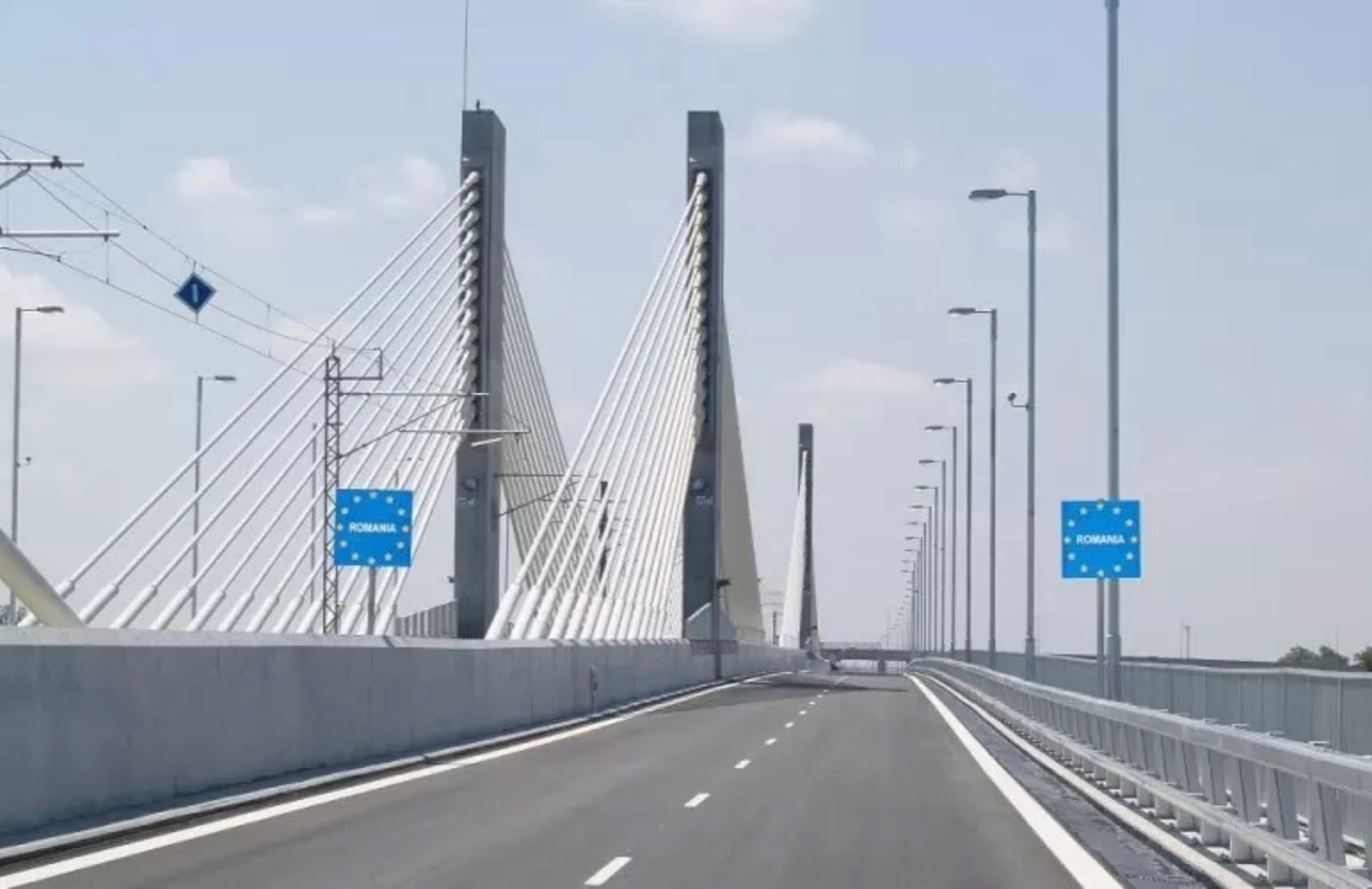 Danube Bridge 2 "New Europe Bridge"