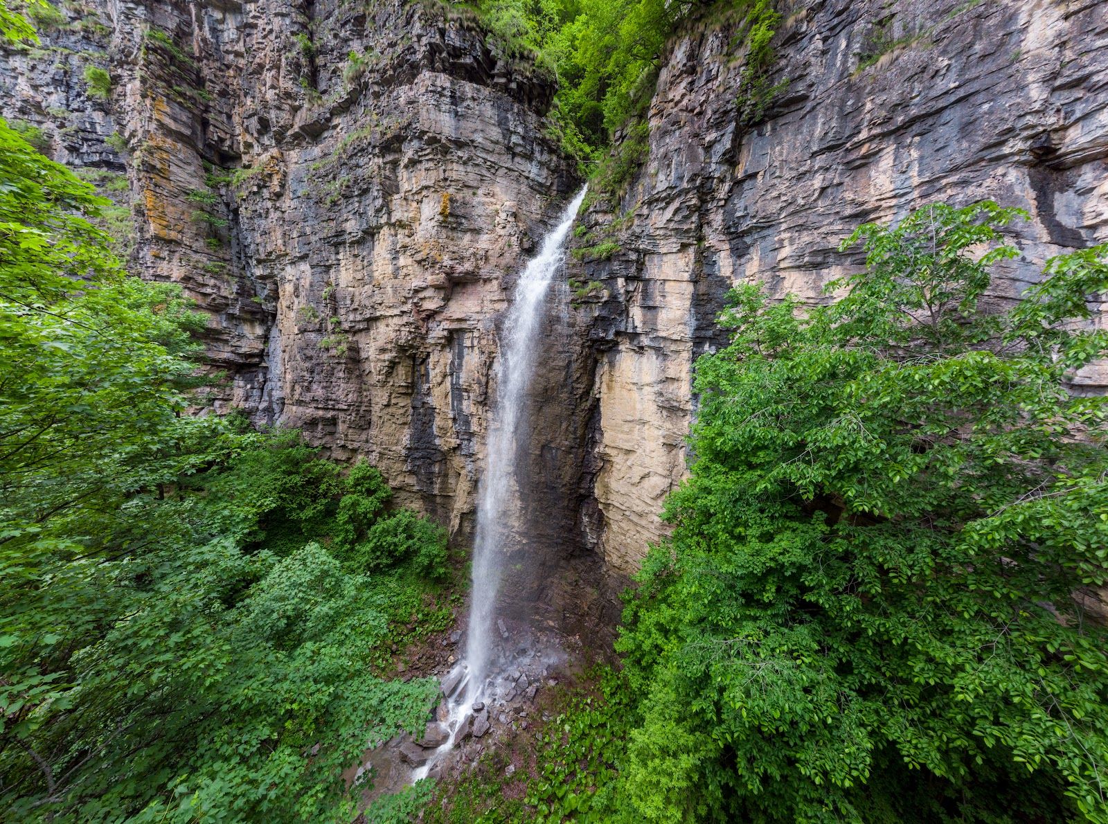 Waterfall "Red Rock"