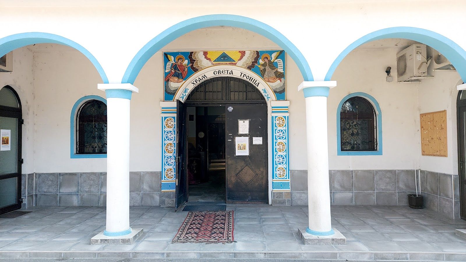 The Church of the Holy Trinity – photo 3