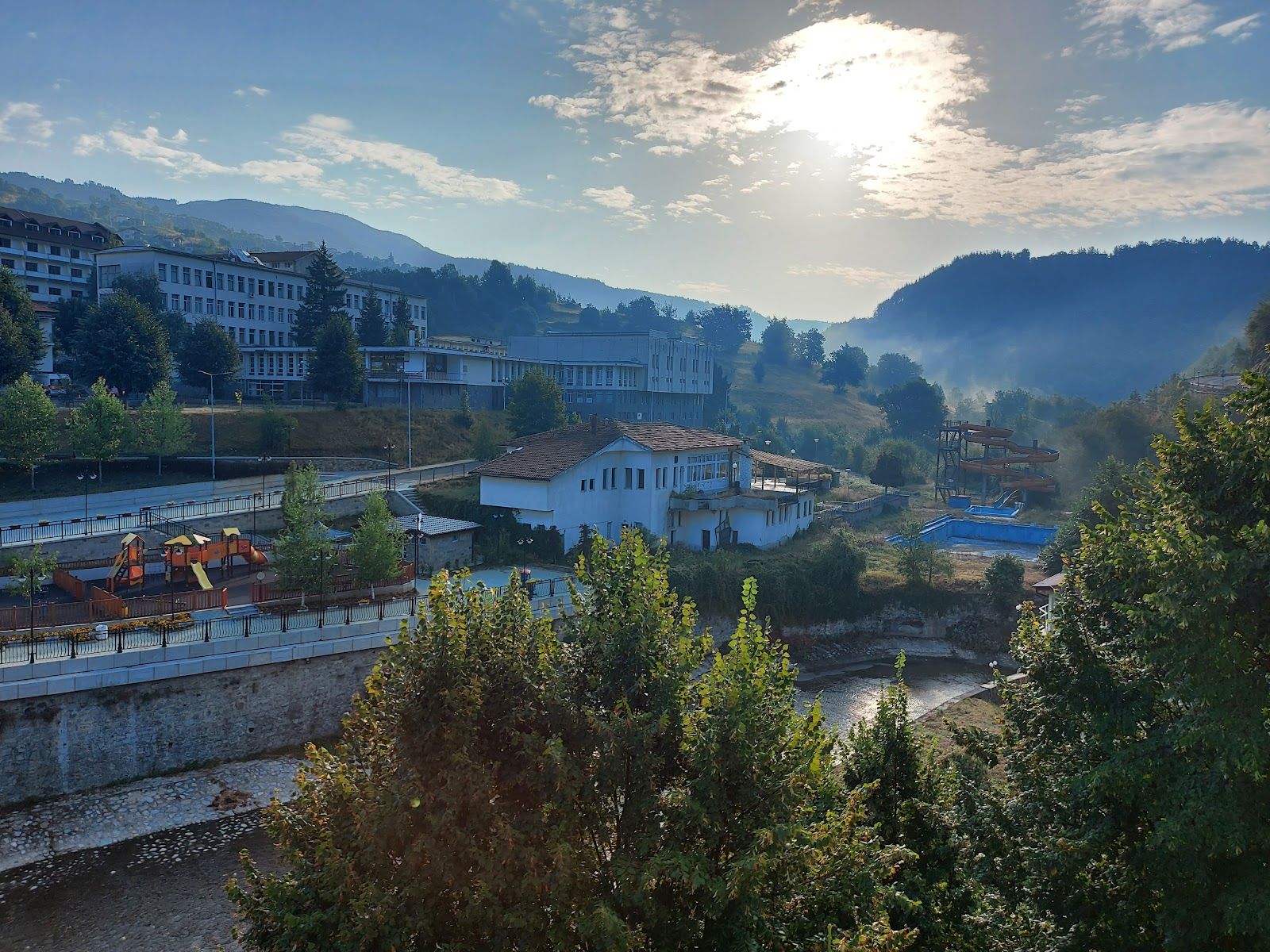 Село Баните
