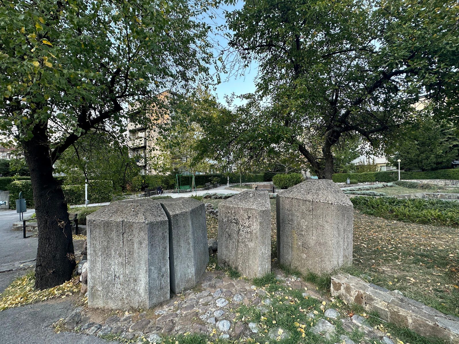 Mogilanska Mound Tombs – photo 3