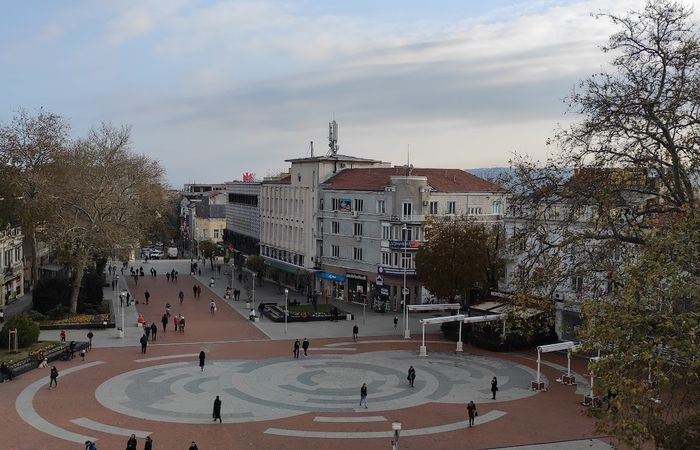 Independence Square – photo 3